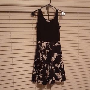 Black and white women's small flower dress